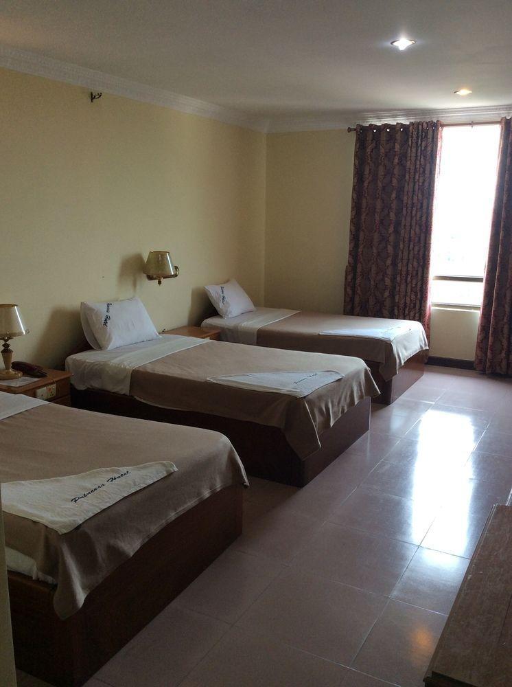 Royal Princess Hotel Sihanoukville Exterior foto